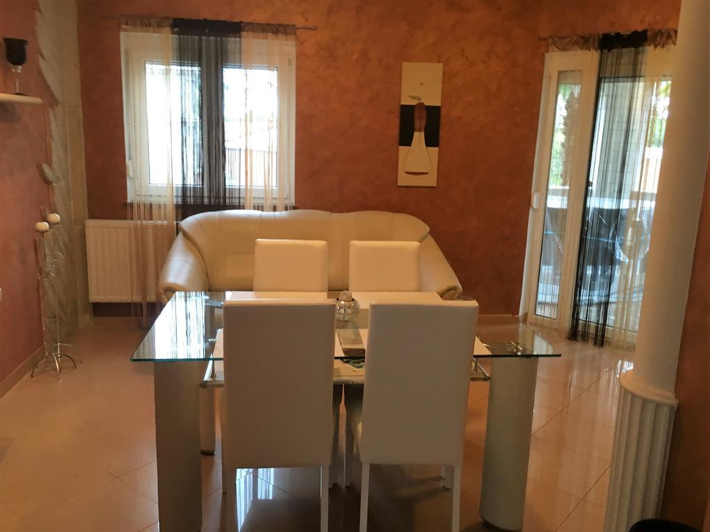 Apartments Barbara Πόρετς Εξωτερικό φωτογραφία